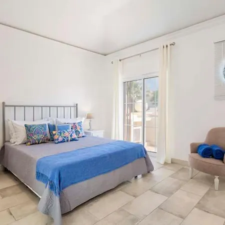 Sleeps 6 With Air Con And Wifi Quinta do Lago