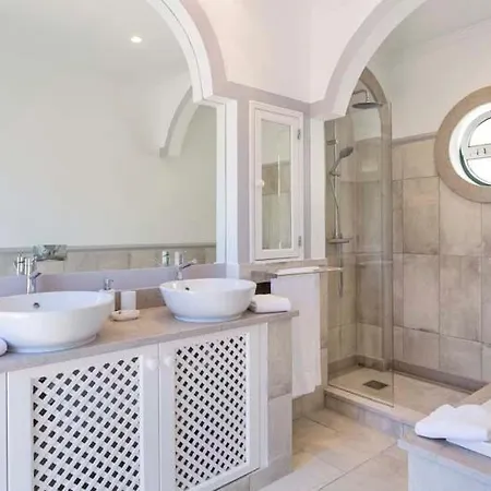 Sleeps 6 With Air Con And Wifi * Quinta do Lago
